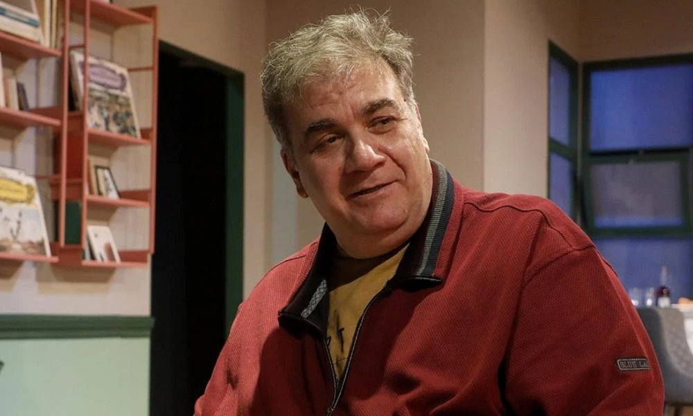 Εξιτήριο από το Τζάνειο πήρε ο Δημήτρης Σταρόβας (βίντεο)